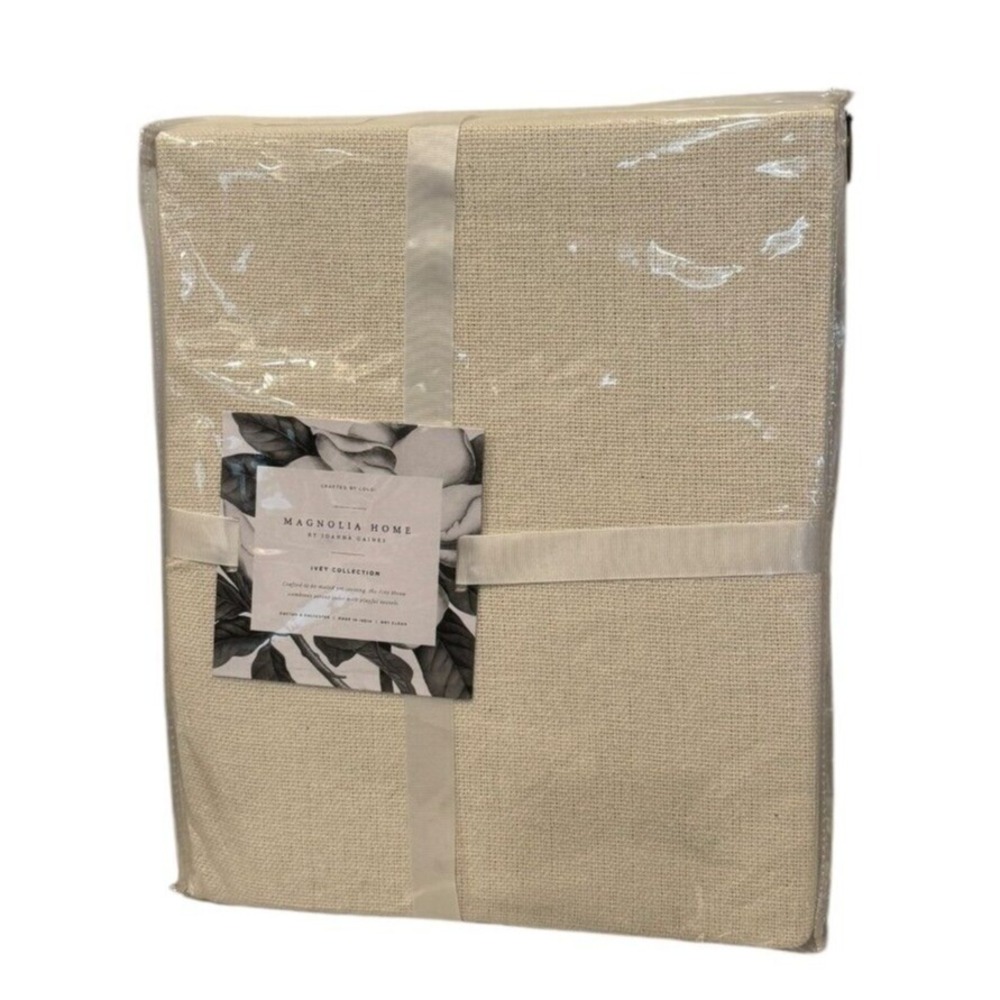 MAGNOLIA HOME Joanna Gaines Ivey Collection Throw Blanket Grey Natural 50"x60"